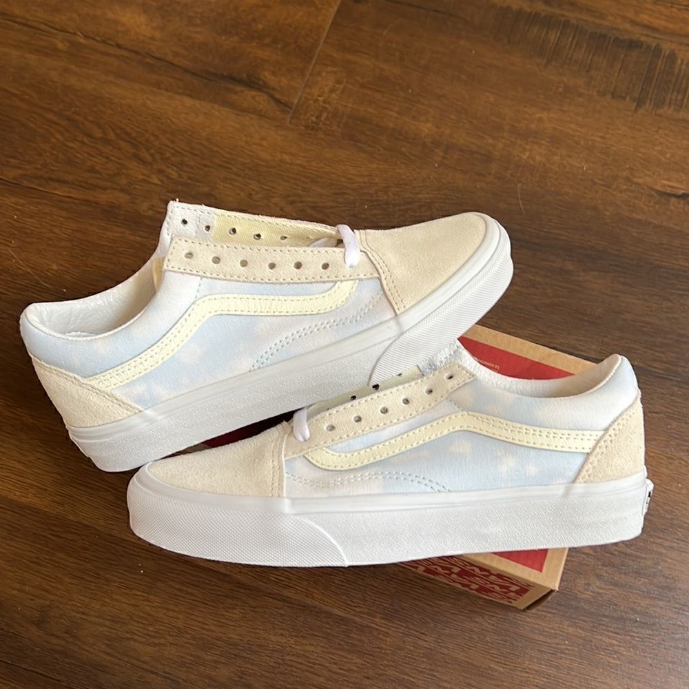 Vans old skool women size6.5 bleach wash